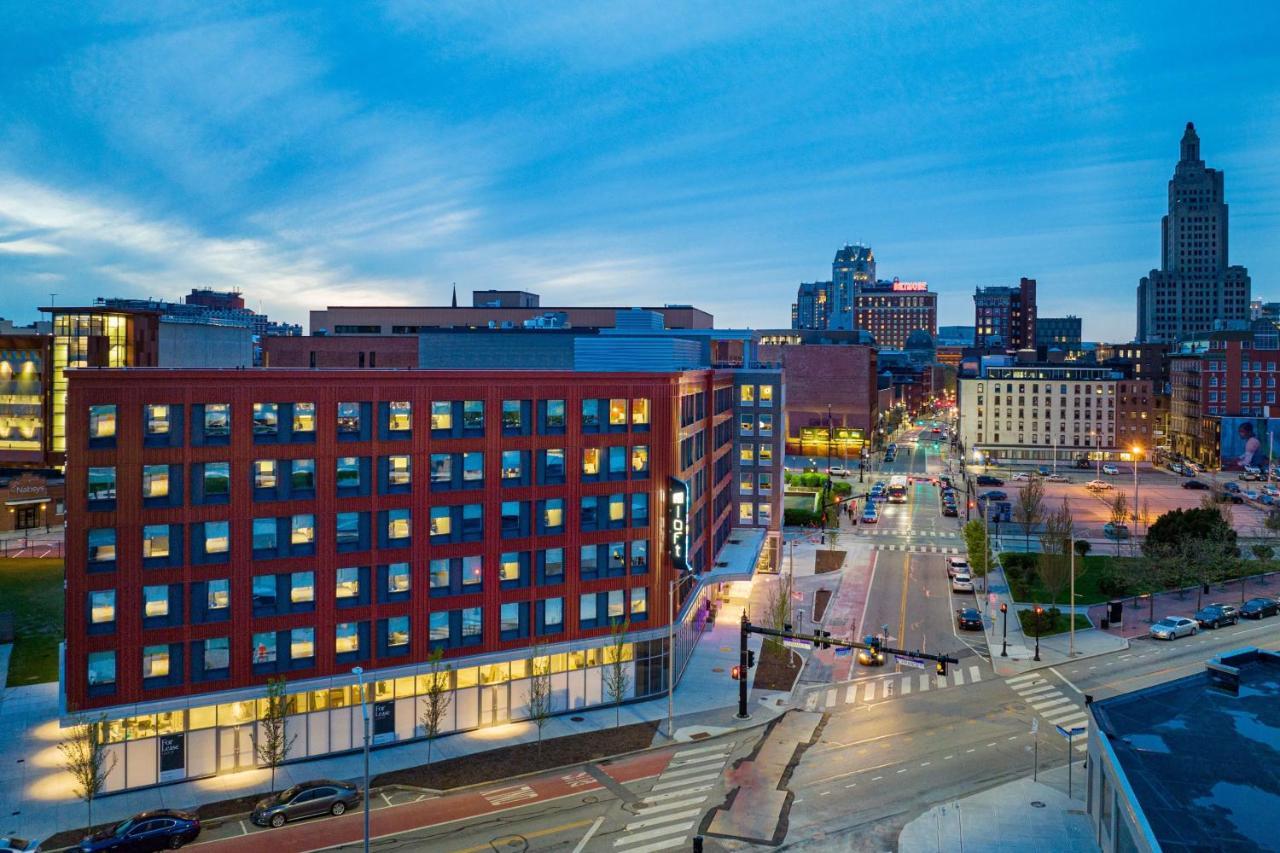 Отель Aloft Providence Downtown Экстерьер фото