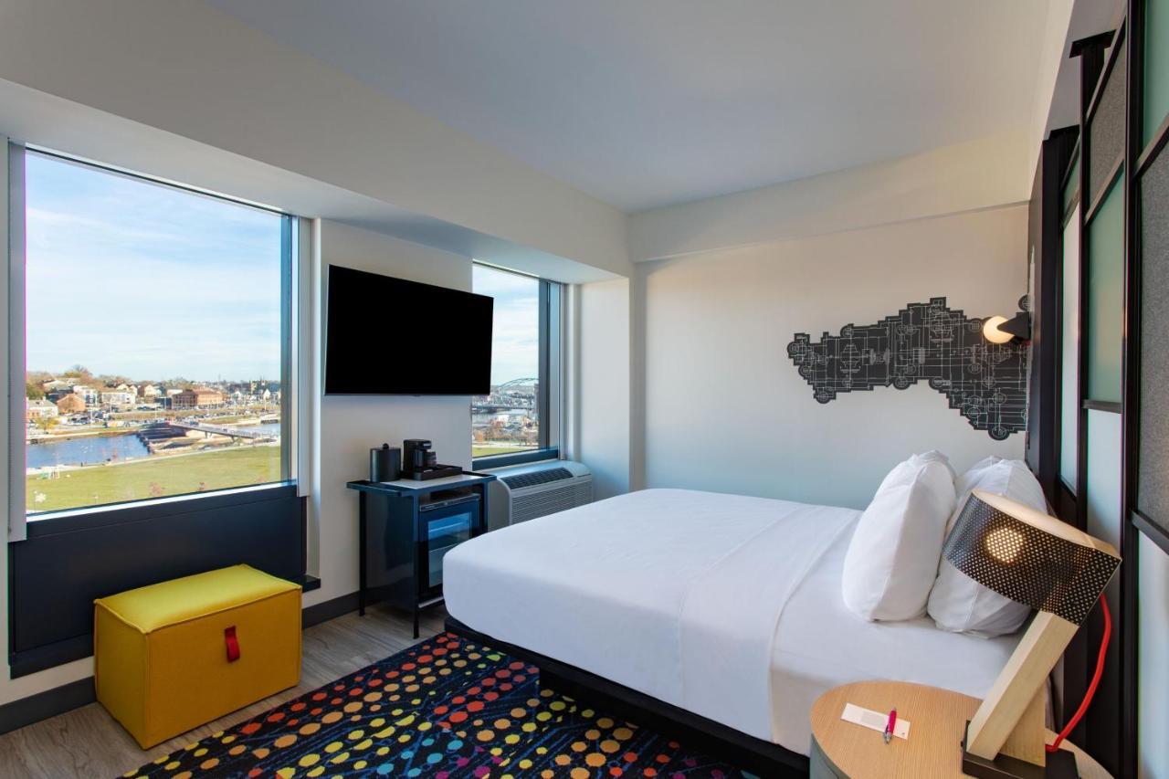 Отель Aloft Providence Downtown Экстерьер фото